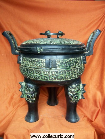 Twist Dragon Ancient Cooking Vessel  