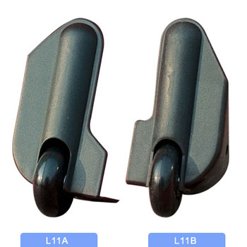 Luggage handle and accessory