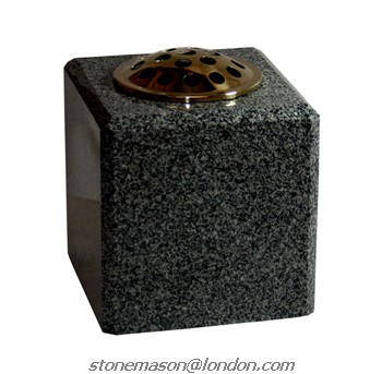 V03 Granite Vase