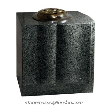 V05 Granite Vase