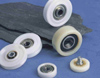 Super-grinding plastic bearings 