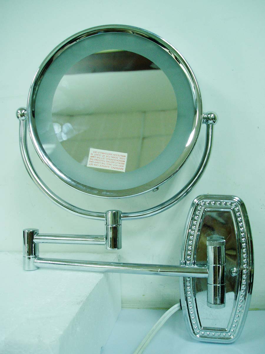 lighted makeup mirror