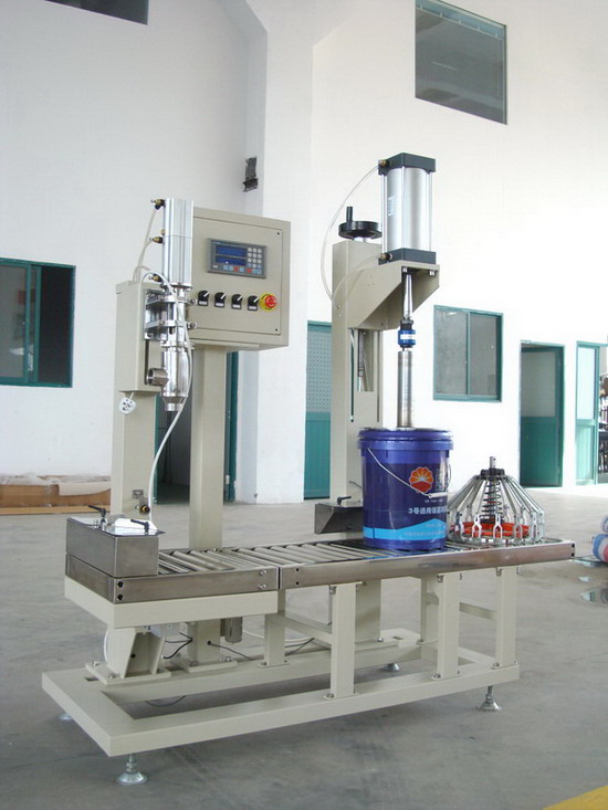 Coating filling machine