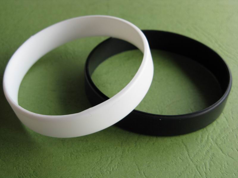 silicone bracelet 