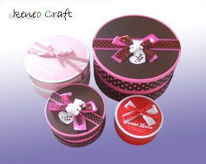 round craft boxes