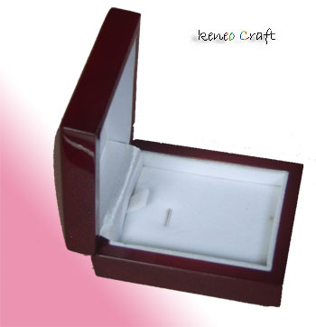 Quality wooden jewely box