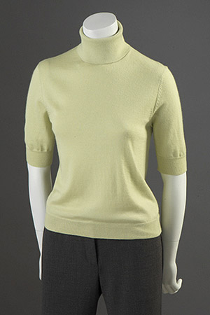 Elbow Sleeve turtle neck sweater