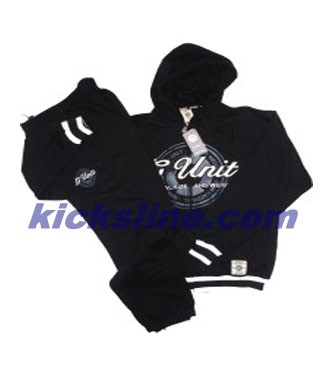 r jackets,hoody,jeans,outwear,t-shirt,hat