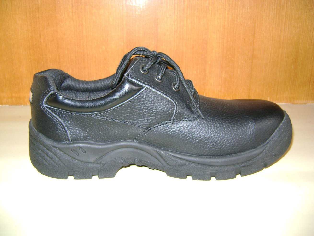 safety shoes