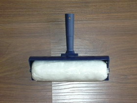 Paint Roller with Spatter shield