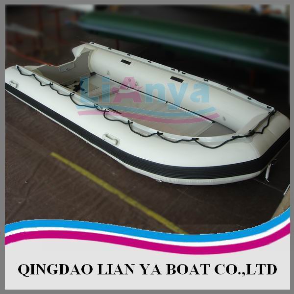 Inflatable boat UB600U