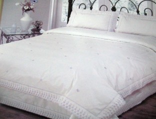 embrodiery bedding sets