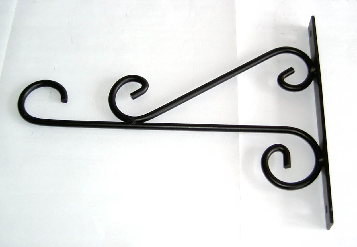 Hanging basket bracket