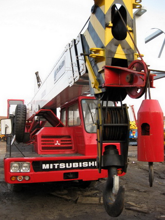 Tadano 35 Tons crane