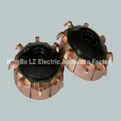 Hook commutator with reinforced rings, Qd