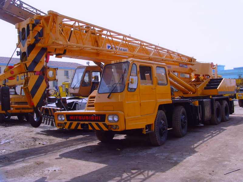 used truck crane 30 tons