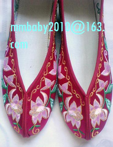 chinese embroider shoes 002