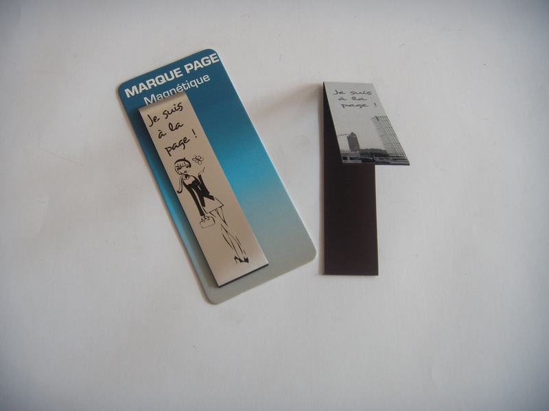 Magnetic bookmark