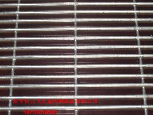 China 358 welded wire mesh 