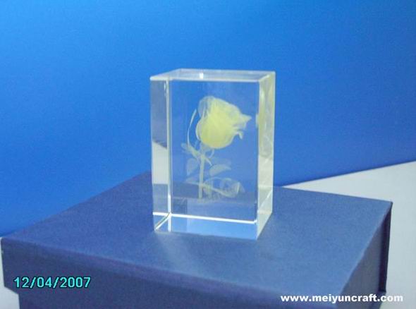 colored 2D/3D laser crystal 