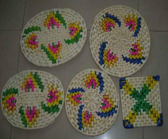 cornhusk placemats