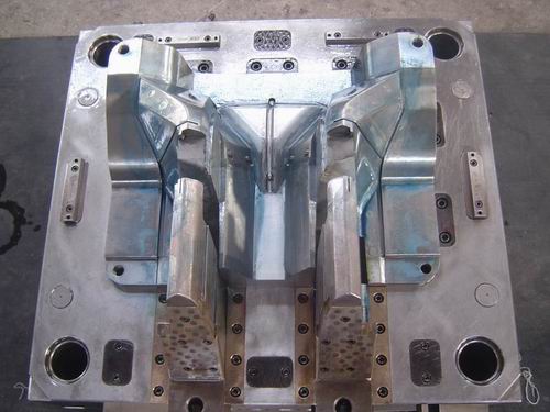 plastic injection mold