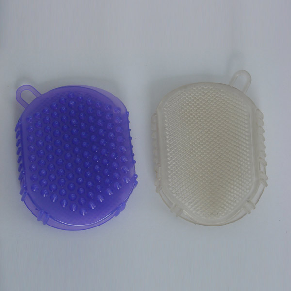  Plastic massager