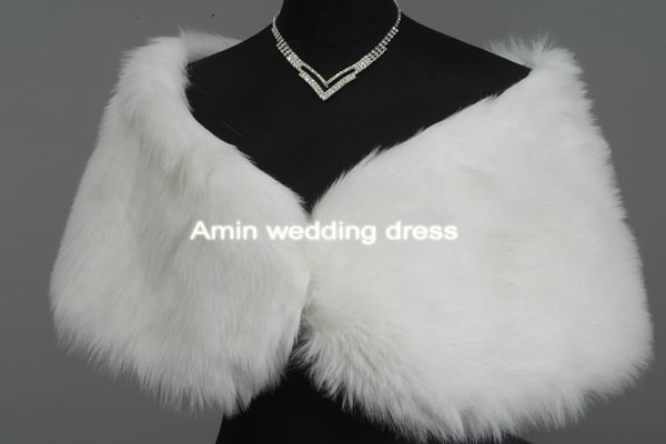 wedding dress fur shawl