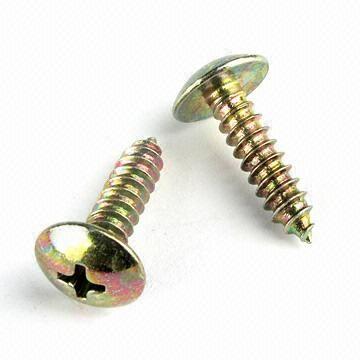 Plastic fastener