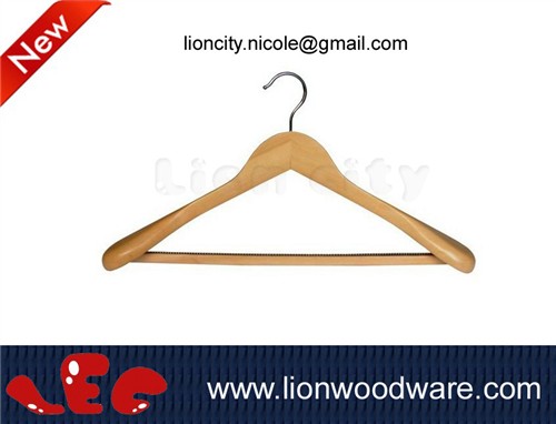 Clothes hanger