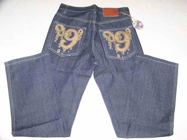 Olympic sale: popular GGG jeans 