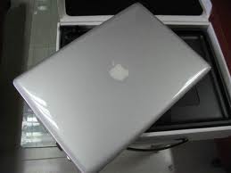 BRAND NEW Apple MacBook Pro 17