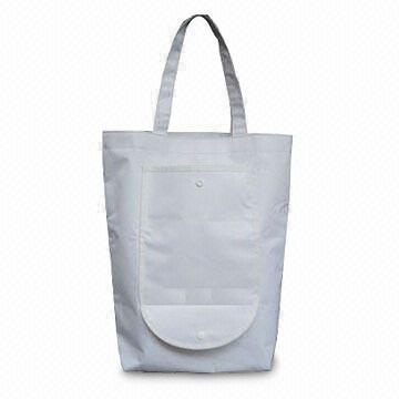 Nylon tote bags