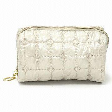 Fabric Cosmetic Bag, Made of Quilted Polyester