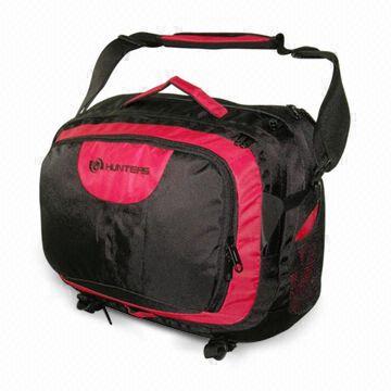 Shoulder Bag with One Large Main Compartment