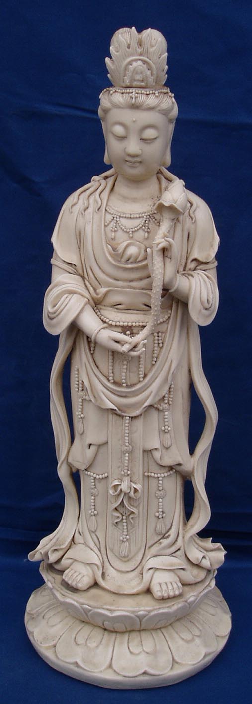 Attractive Dehua Porcelain Kwan-yin Statue