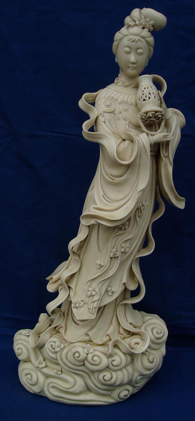 Attractive Dehua Porcelain Kwan-yin Statue