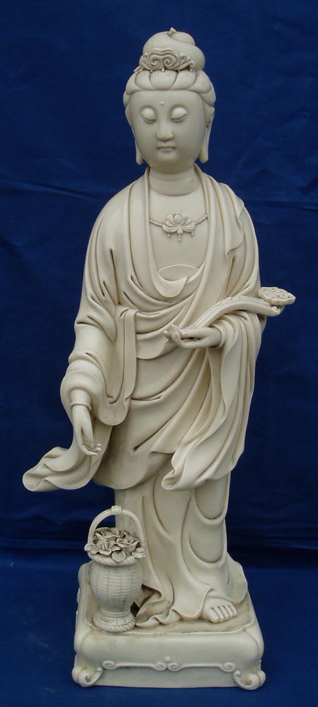 Attractive Dehua Porcelain Kwan-yin Statue