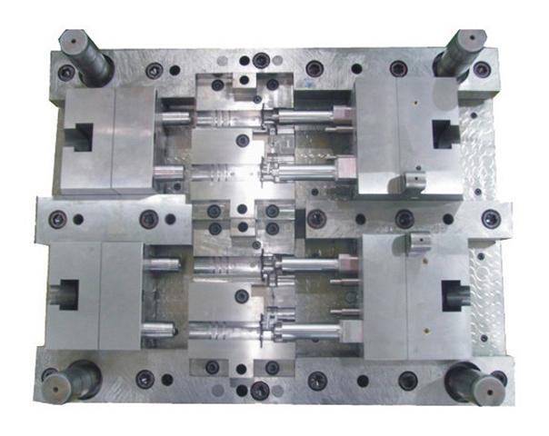 plastic injection mould 