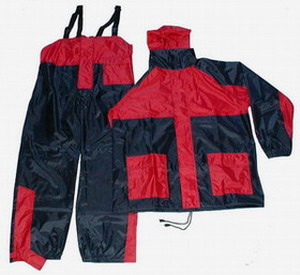 Rainwear; raincoat; parka; rainsuit; garment; jacket 