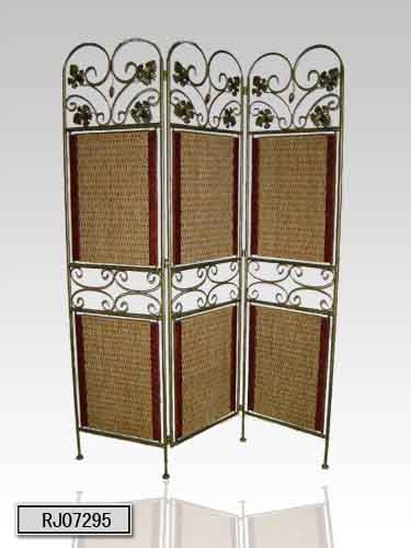 folding screen