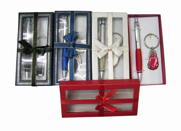 pen +key chain  for a good gift set