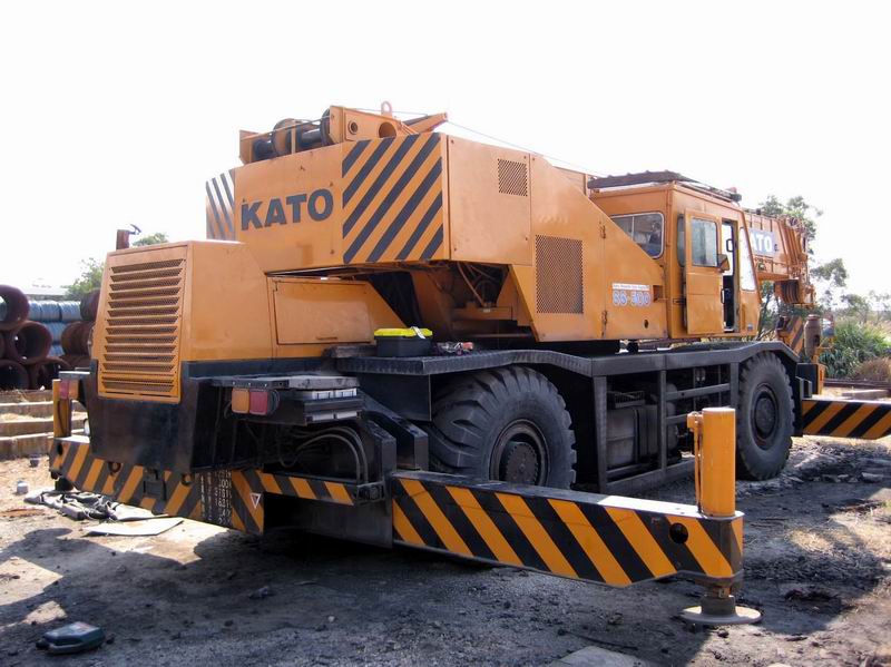 50 ton used kato Cross-country suspended