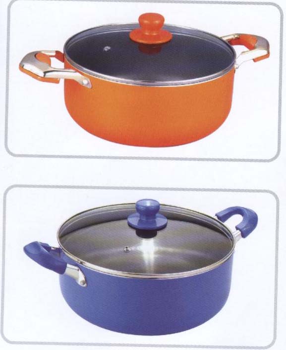 non-stick saucepot