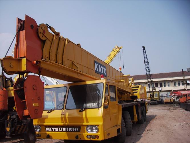 sell kato 50ton truck crane