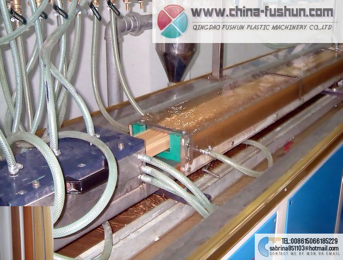 wood-plastic kicking line plastic machinery