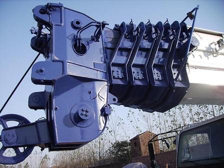 OFFER USED CRANE TADANO 25T ,50T ,60,120,160,200T,