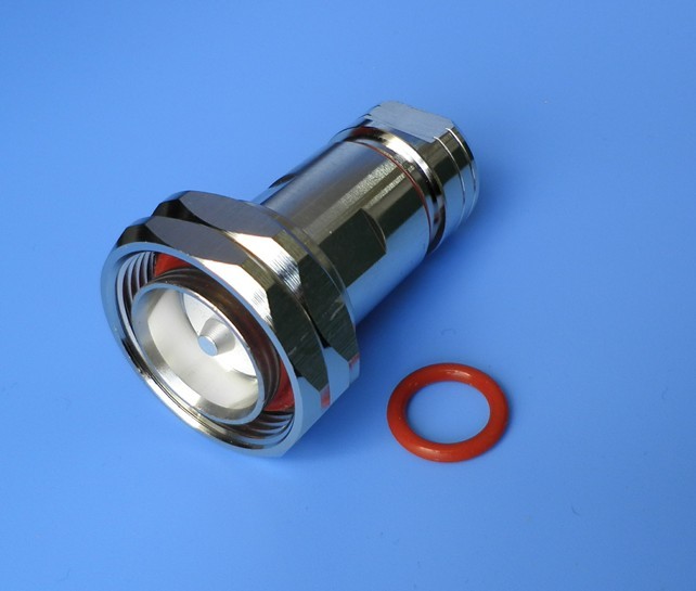 DIN-J 1/2 connector