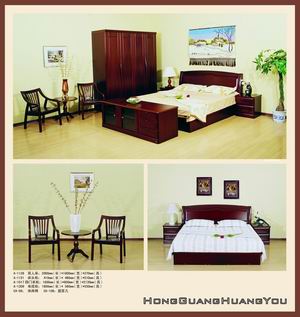 Wooden Bedroom Furniture Set