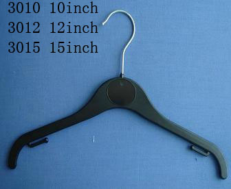 plastic hanger 3012